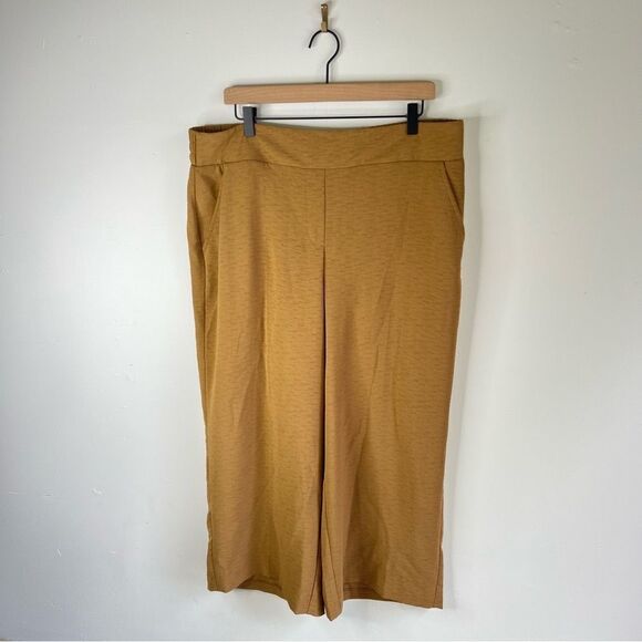 Nine West Pants - Nine West Camel Tan Brown Wide-Leg Crop Pants size XL